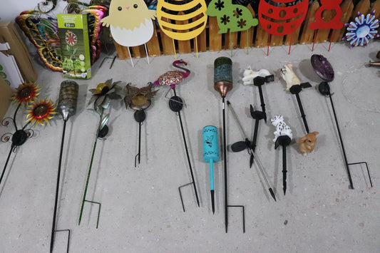 7 designs populares de luzes solares para gatos, mais recentes em 2025